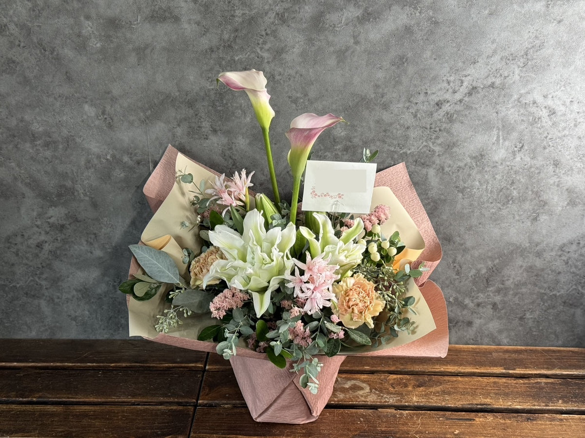 ピオニーとユーカリのアートフラワー line_oa_chat_241101_170706_120