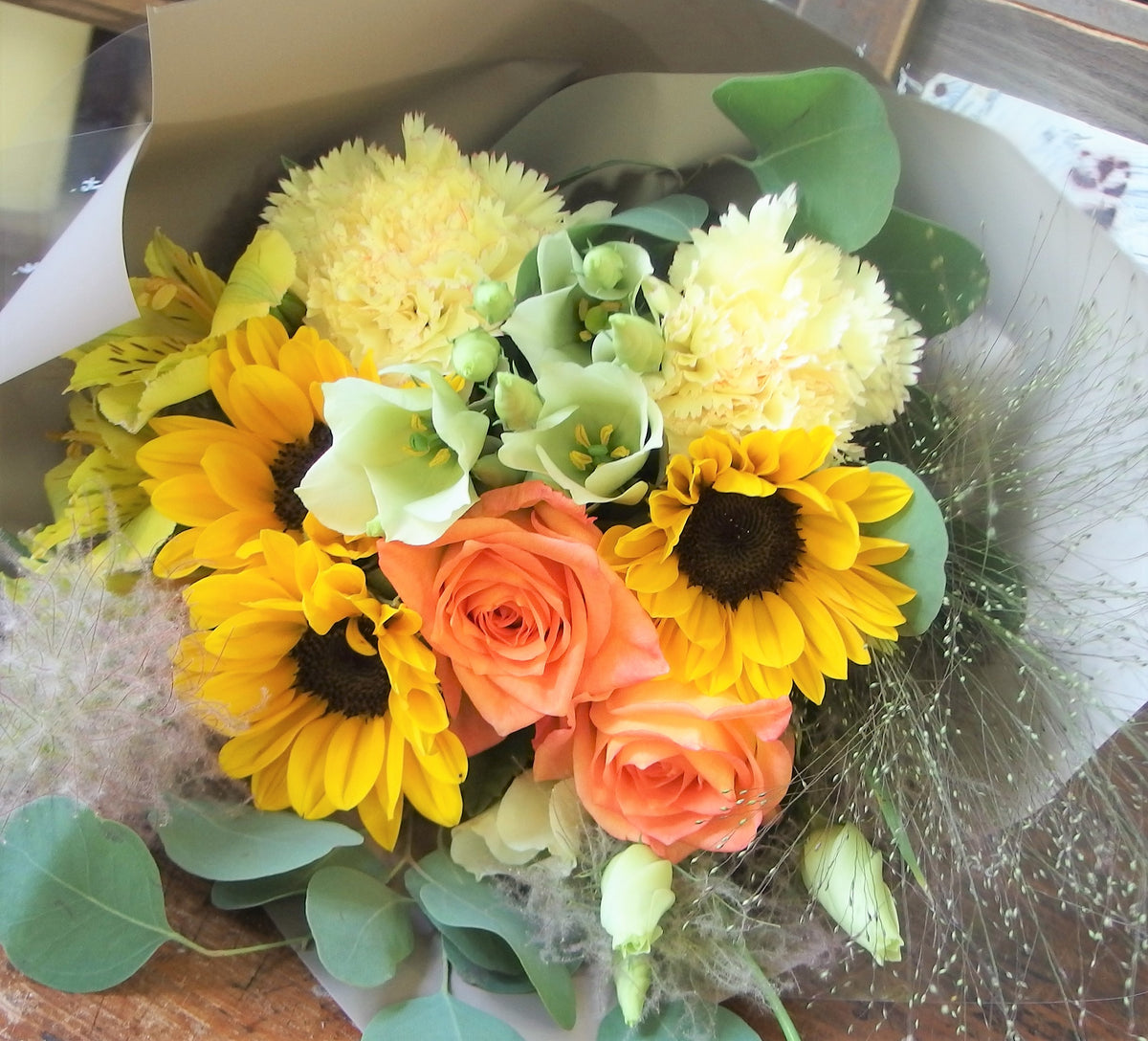 ds-kanai-sunflower-bouquet-