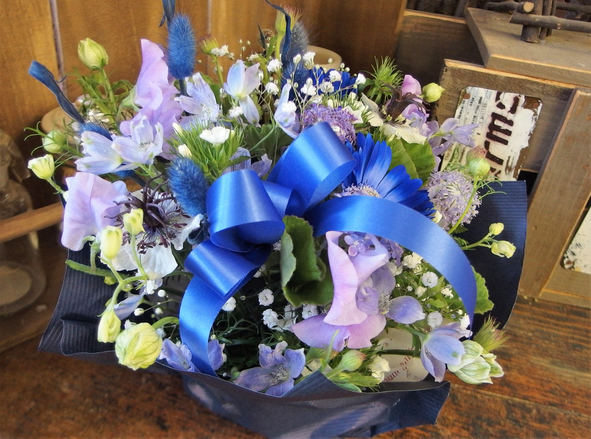 青紫の魅力的なアレンジ