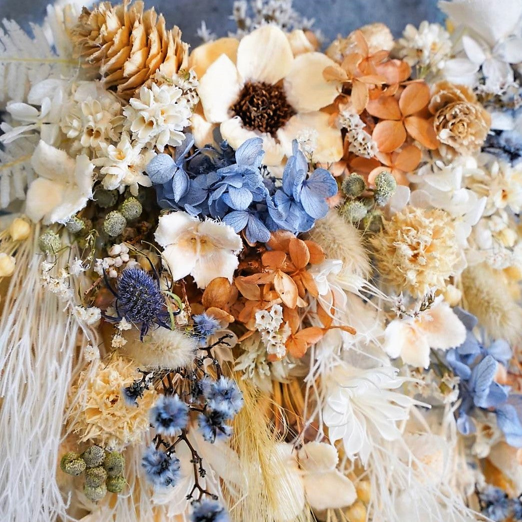 色合いが選べるタペストリー